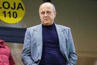 Ce se întâmplă acum la Rapid: Dan Șucu, tratative avansate cu 3 antrenori, printre care și Costel Gâlcă » Ex-craioveanul are un avantaj