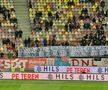 Suporterii lui Dinamo cu U Cluj