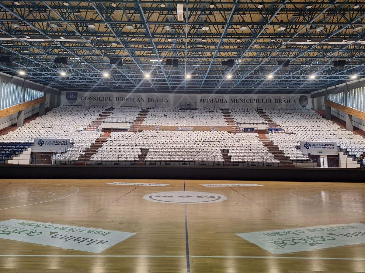 Kiki Liscevic și Nicoleta Balog au avut parte de o scenografie superbă la Brăila - CSM București