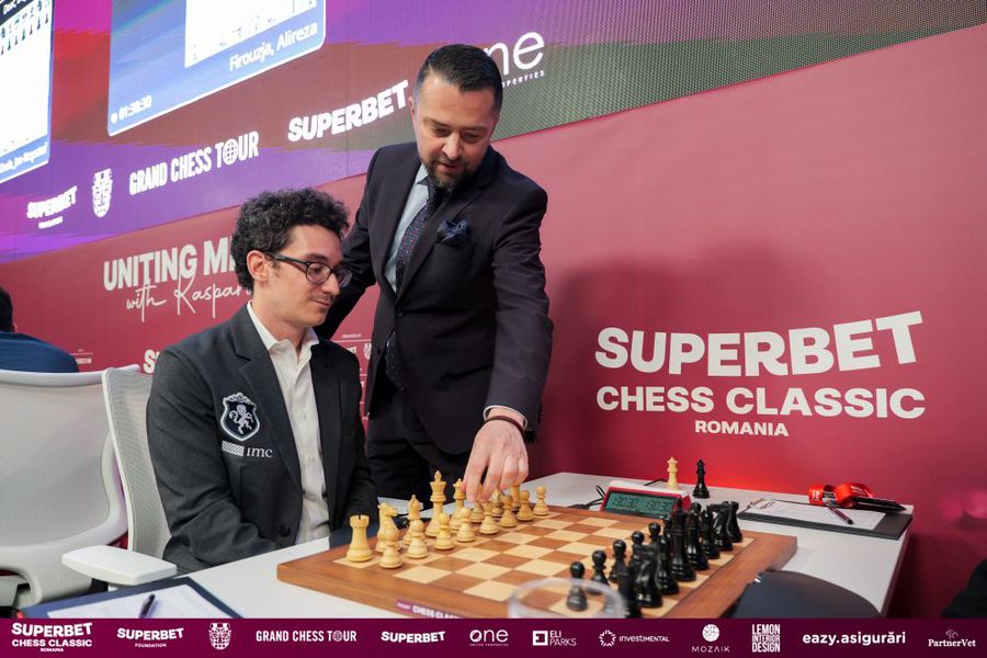 Două victorii spectaculoase în runda a opta, înaintea marii finale Superbet Chess Classic România 2025