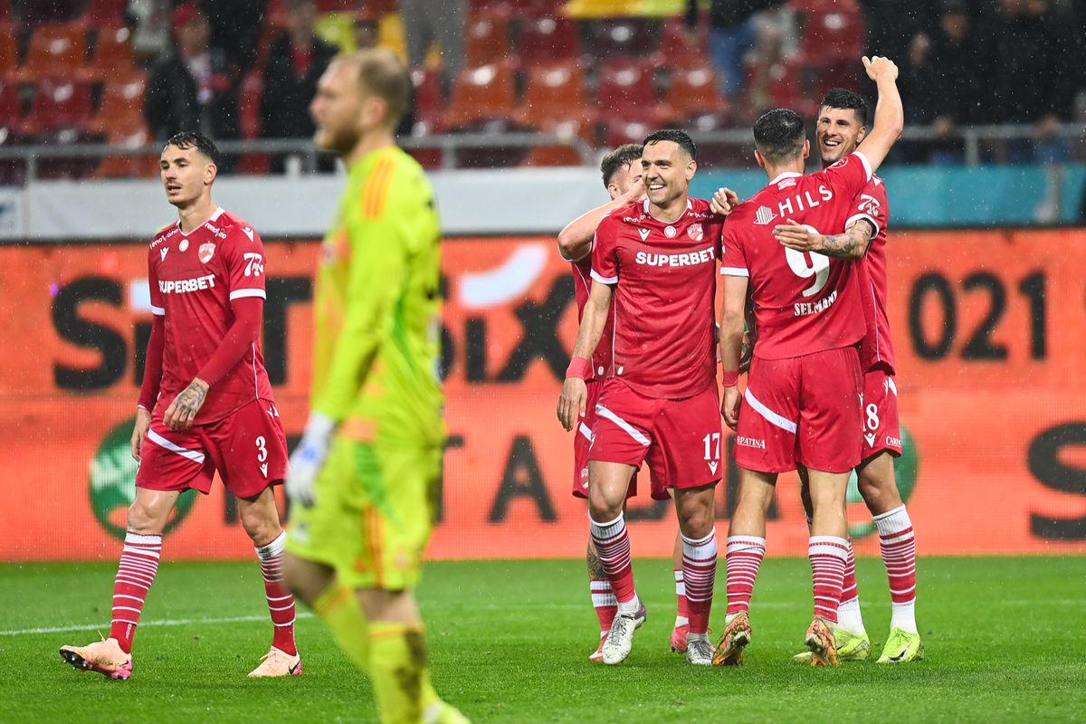 Dinamo intră la negocieri pentru 3 jucători din Superliga! Transferurile dorite de Kopic: unul este și în vederile lui Mircea Lucescu