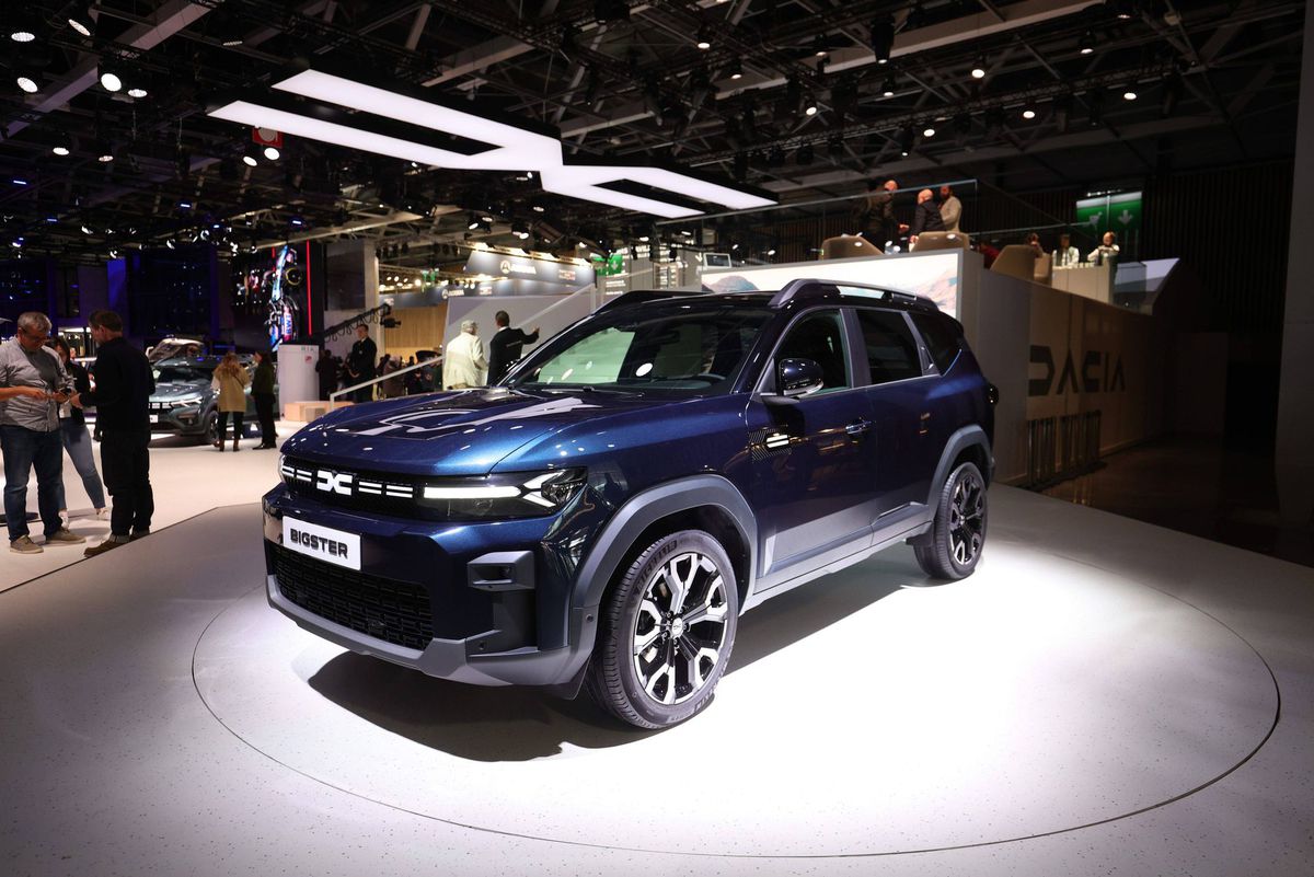 Noua Dacia Bigster, prezentata sub forma de SUV Coupe / foto: Automobile Magazine