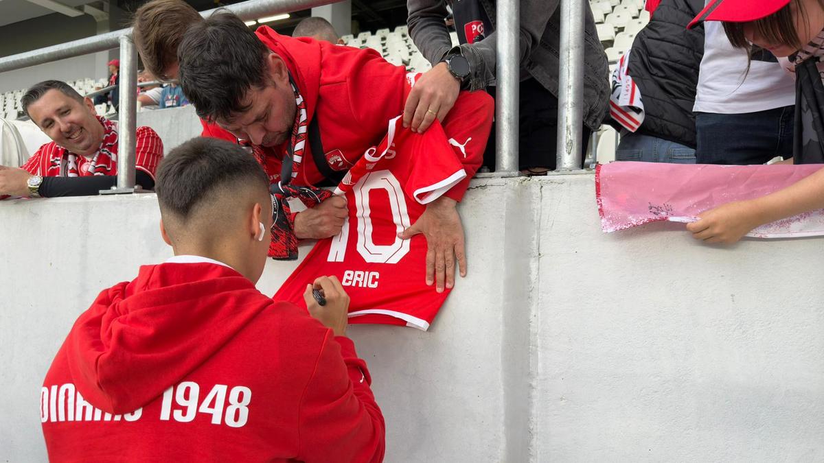 5 detalii de la Dinamo - CFR Cluj: ultrașii au continuat protestul împotriva siglei + Ce s-a întâmplat înainte de meci