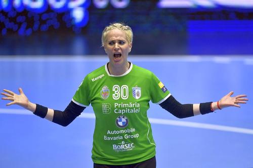 Paula Ungureanu, prezentată la Corona Brașov // foto: Imago