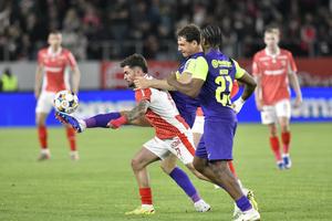 Prestații mediocre pe „Arcul de Triumf” » Cine s-a remarcat în Dinamo - CFR Cluj