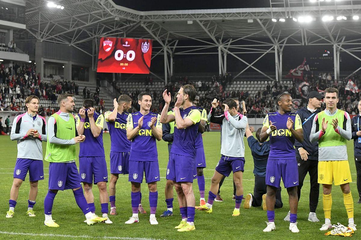 Ce s-a întâmplat imediat după Dinamo - CFR » Inamicul fanilor dinamoviști + Scandări rasiste la adresa lui Pancu