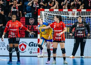 Corona Brașov – Gloria Bistrița, meci decisiv pentru titlu în „Liga Florilor” » A început repriza secundă: gazdele joacă mai bine