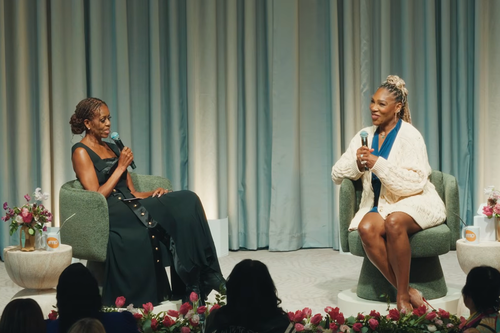 Michelle Obama și Serena Williams în timpul podcastului