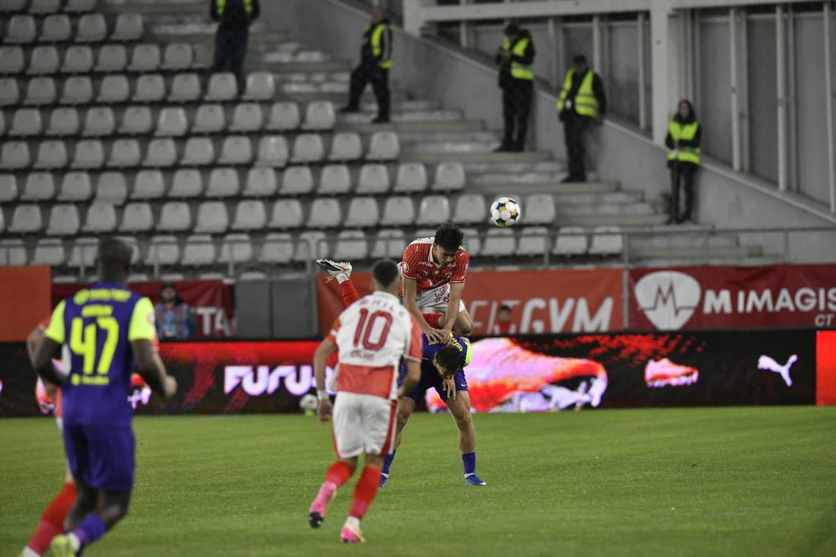 Ce s-a întâmplat imediat după Dinamo - CFR » Inamicul fanilor dinamoviști + Scandări rasiste la adresa lui Pancu