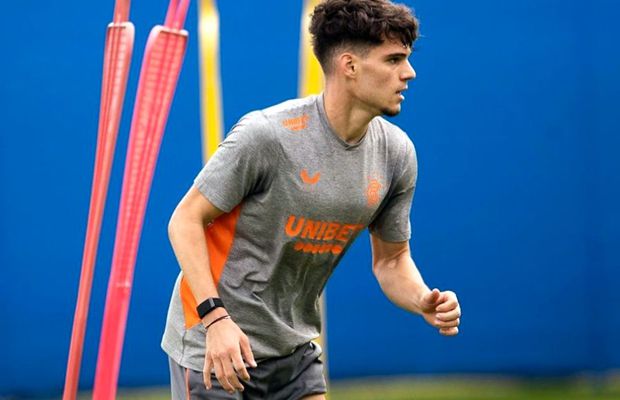 Ianis Hagi a revenit la antrenamentele lui Rangers » A promovat noul echipament al scoțienilor: „Ne-am întors!”