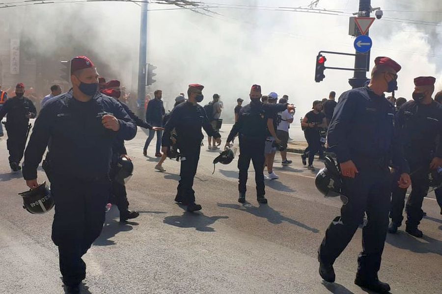 Trupe în alertă! Un partizan ISIS a fost arestat! Voia să detoneze o bombă pe Puskas Arena!