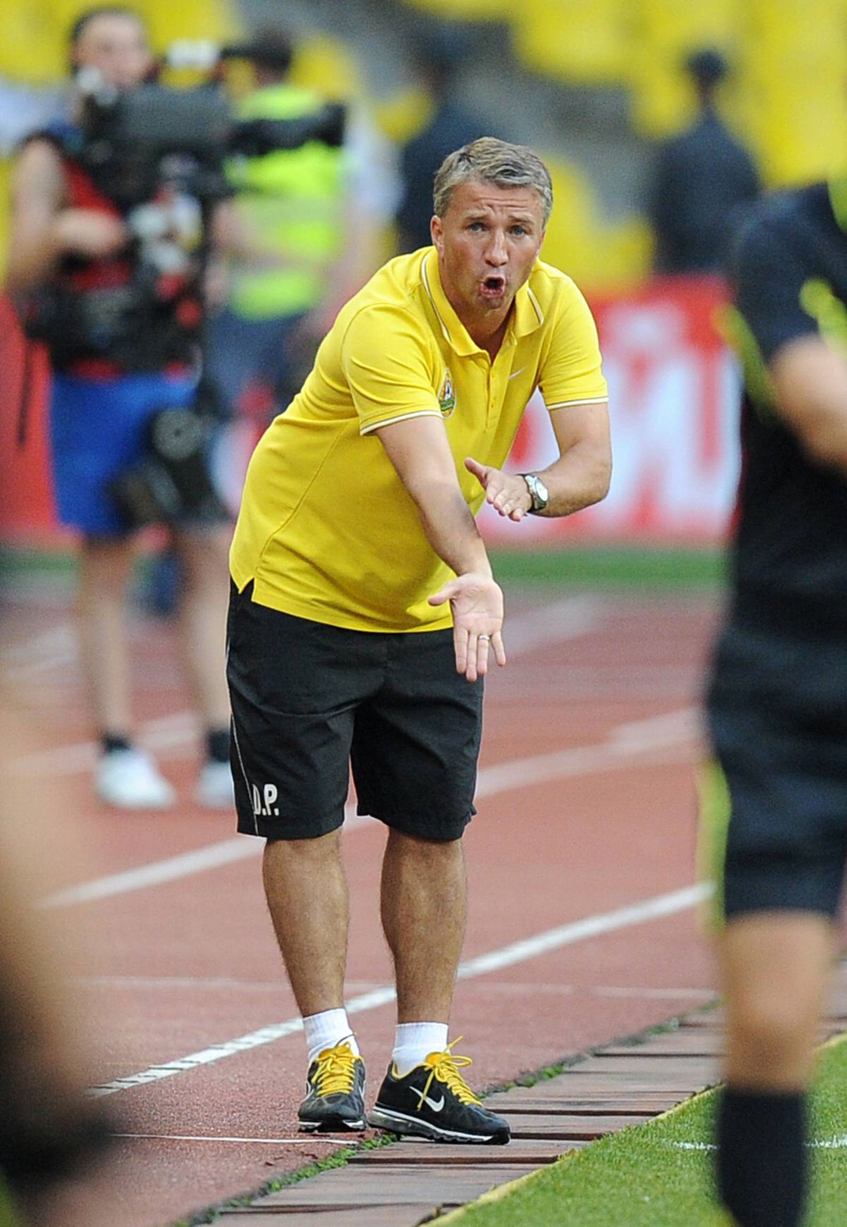 Dan Petrescu, dezvăluiri șocante: „M-am pus în genunchi în fața patronului” + „Mi-a zis că vrea să avem sicriile unul lângă altul”