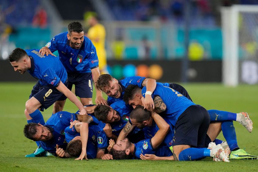 Italia a învins-o pe Elveția, scor 3-0, mai ales grație „dublei” lui Manuel Locatelli (23 de ani, mijlocaș central), și e prima echipă calificată în „optimile” Euro 2020!