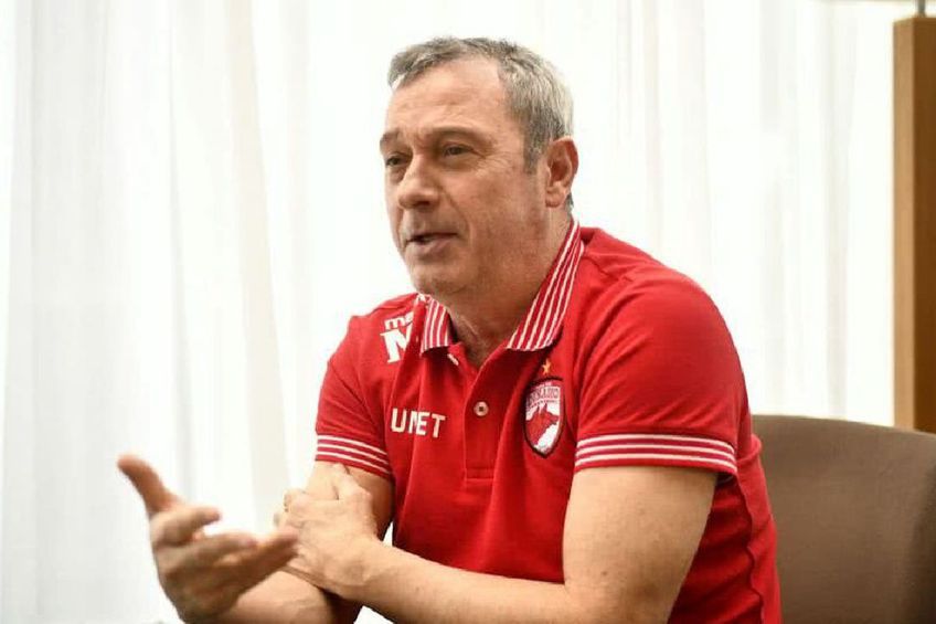 Mircea Rednic (60 de ani) a dezvăluit că mai multe sucursale DDB din țară i-au cerut să revină la Dinamo. Antrenorul n-ar refuza, dar a pus o condiție clară: să nu contribuie cu niciun leu.