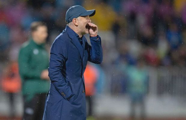 Edi Iordănescu: „Am schimbat 3 jucători din cauza condițiilor de joc” + Ce l-a dat peste cap: „Parcă e un blestem”