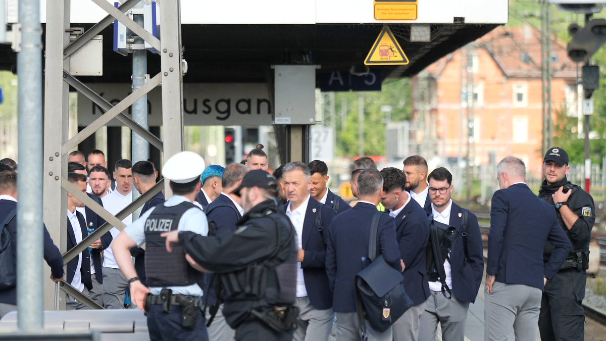 Cu trenul alături de națională, până la Munchen » Niciun minut de întârziere și condiții de top! Cine i-a driblat pe polițiști