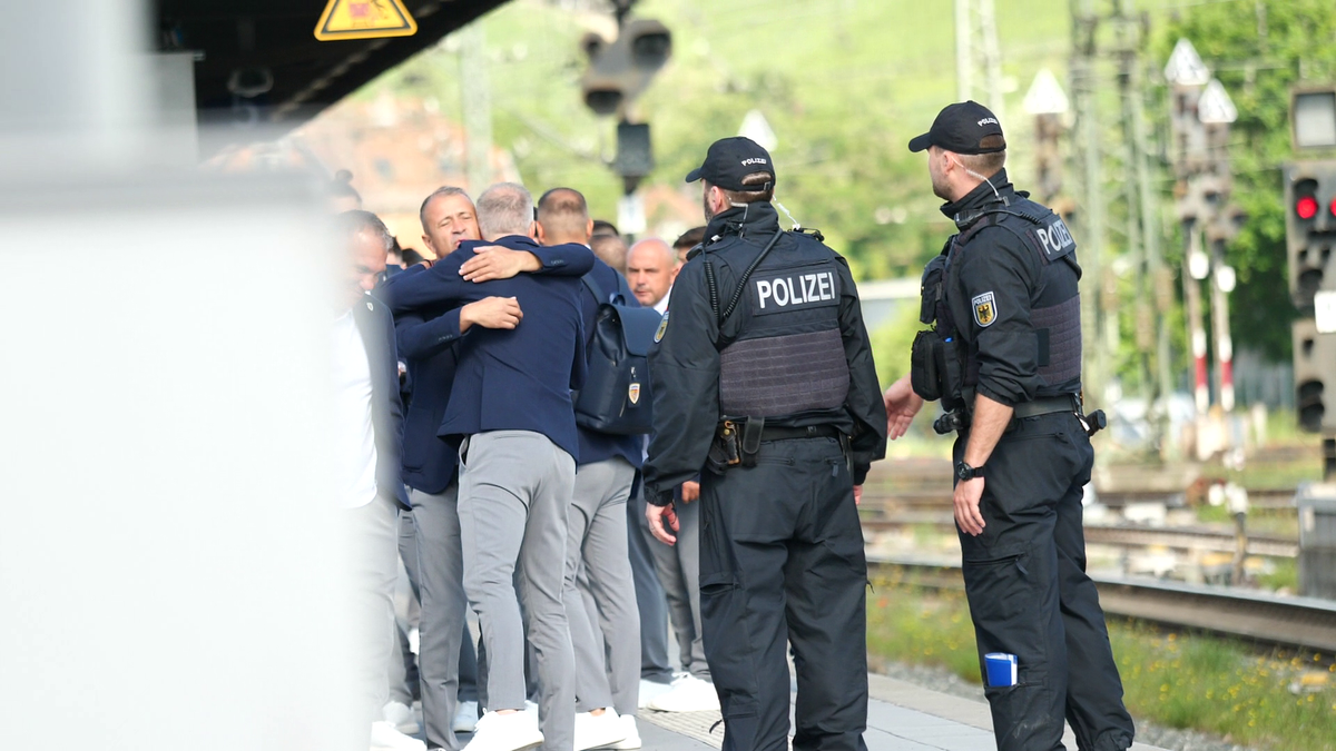 Plecarea echipei nationale Wurzburg - Munchen