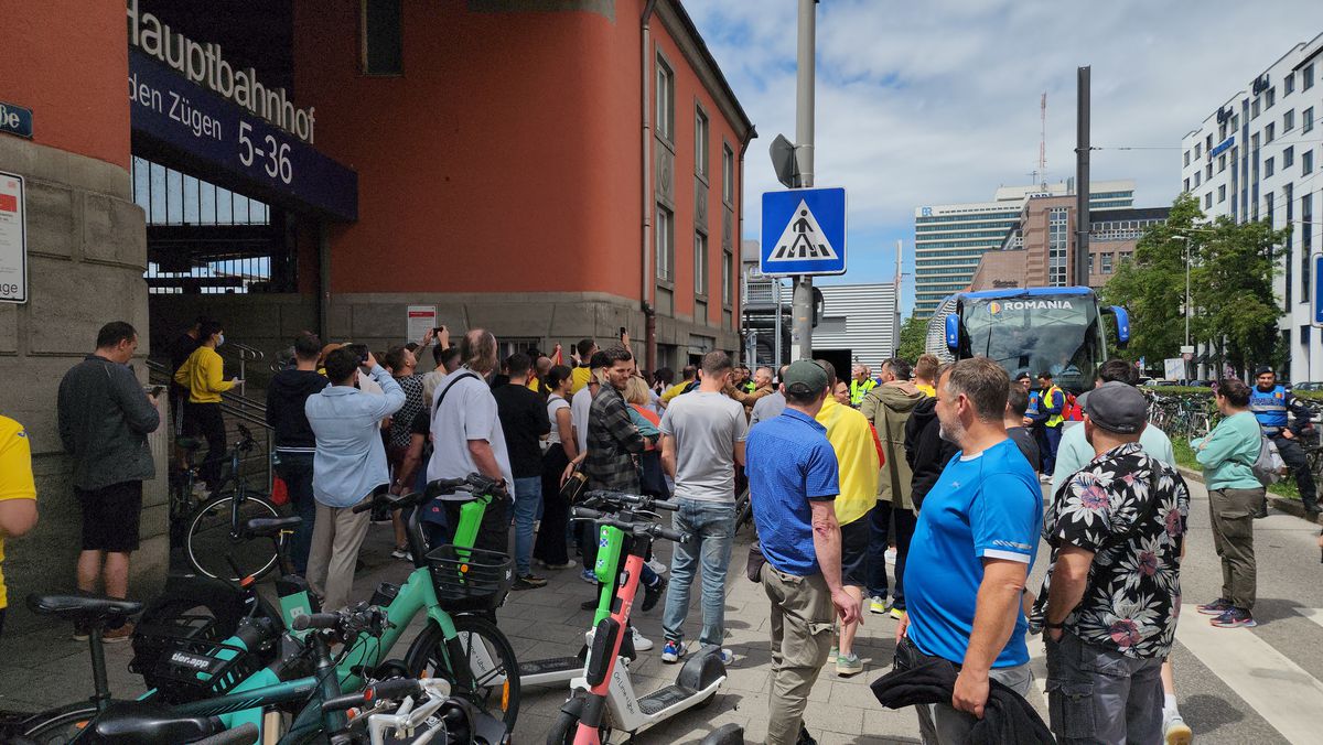 „Tricolorii” au descins în Munchen! Întâmpinați de zeci de români cu urale și cântece + Imagini elocvente cu Edi Iordănescu: apăsat și de ziua lui