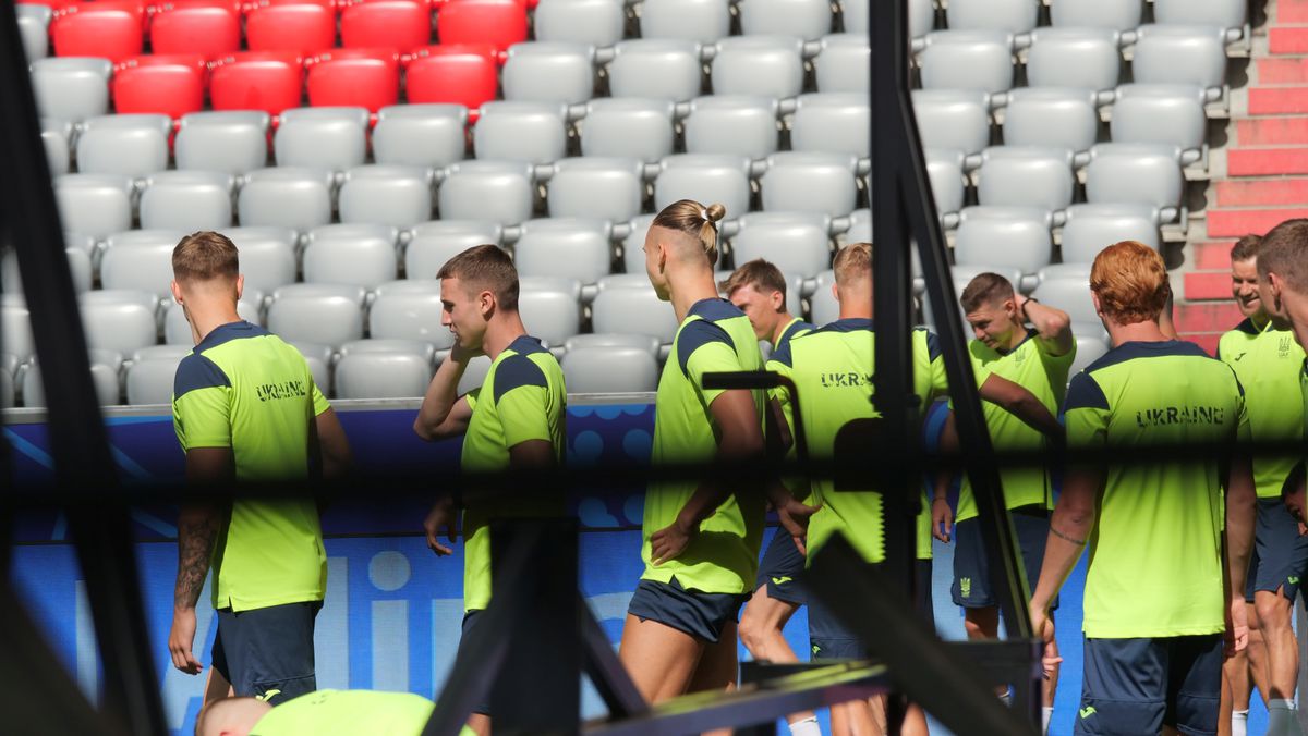 Selecționata lui Edi Iordănescu este văzută victimă sigură în presa internațională: „Partidele cu Slovacia și România sunt la îndemână”