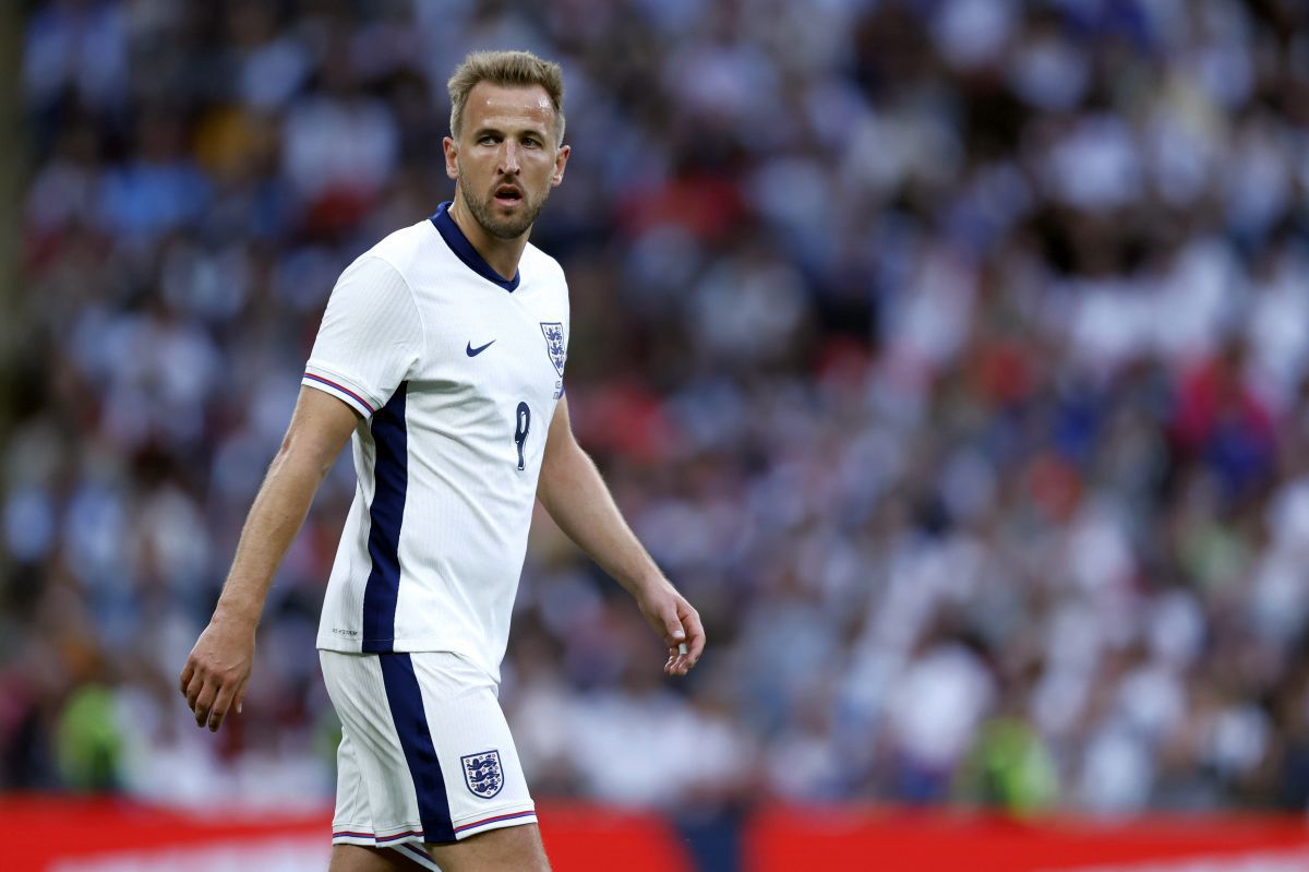Statuia lui Harry Kane în Londra