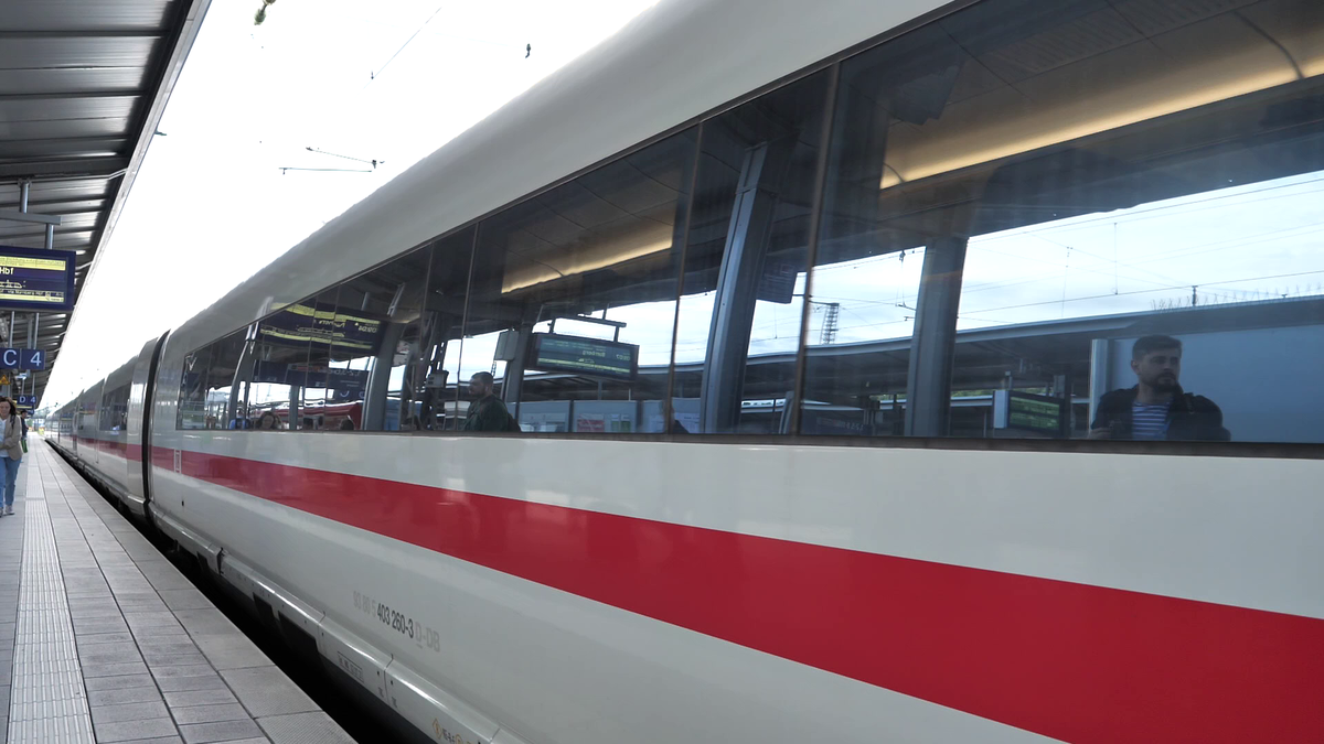 Cu trenul alături de națională, până la Munchen » Niciun minut de întârziere și condiții de top! Cine i-a driblat pe polițiști