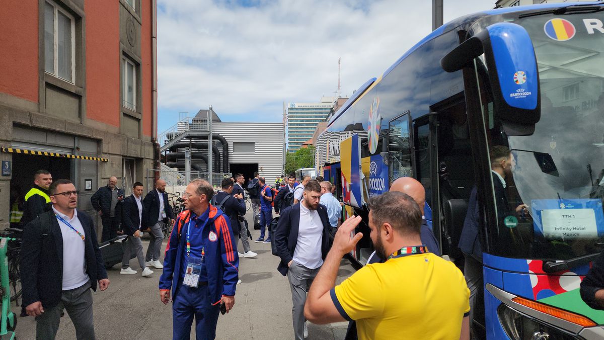 „Tricolorii” au descins în Munchen! Întâmpinați de zeci de români cu urale și cântece + Imagini elocvente cu Edi Iordănescu: apăsat și de ziua lui
