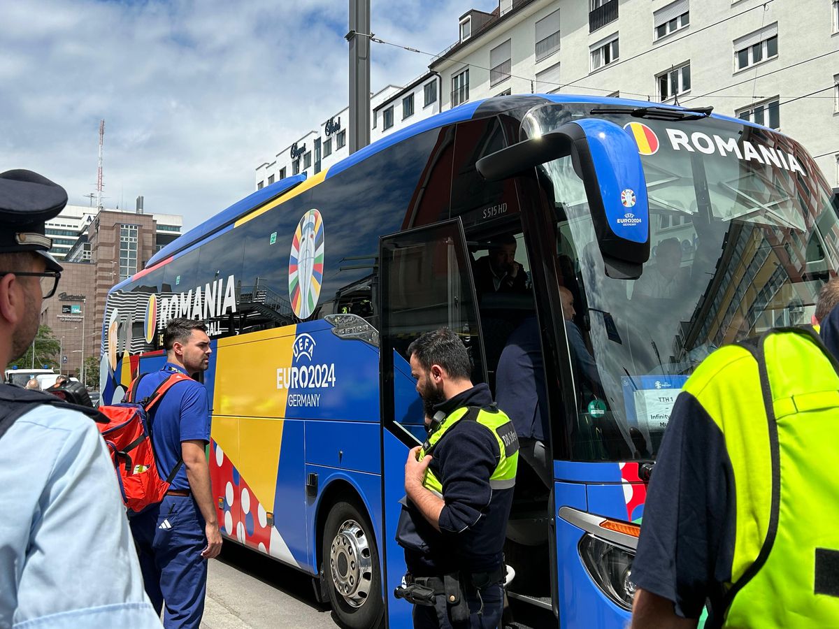 „Tricolorii” au descins în Munchen! Întâmpinați de zeci de români cu urale și cântece + Imagini elocvente cu Edi Iordănescu: apăsat și de ziua lui