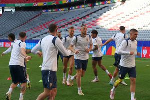 Bătând mingea într-un templu al fotbalului » România și Ucraina, ultimele retușuri la antrenamentele oficiale + Iordănescu și-a făcut un cadou de aniversare