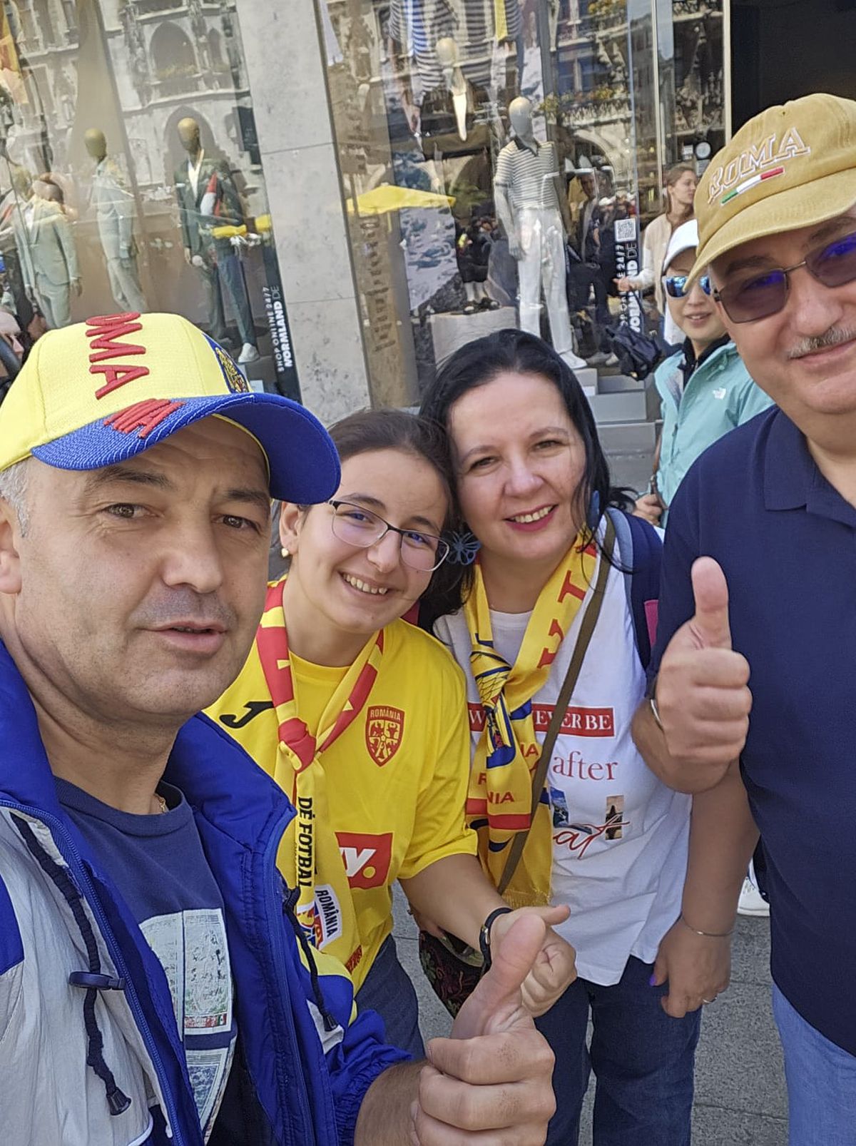 Fanii României au început petrecerea în Marienplatz din week-end, în așteptarea meciului cu Ucraina