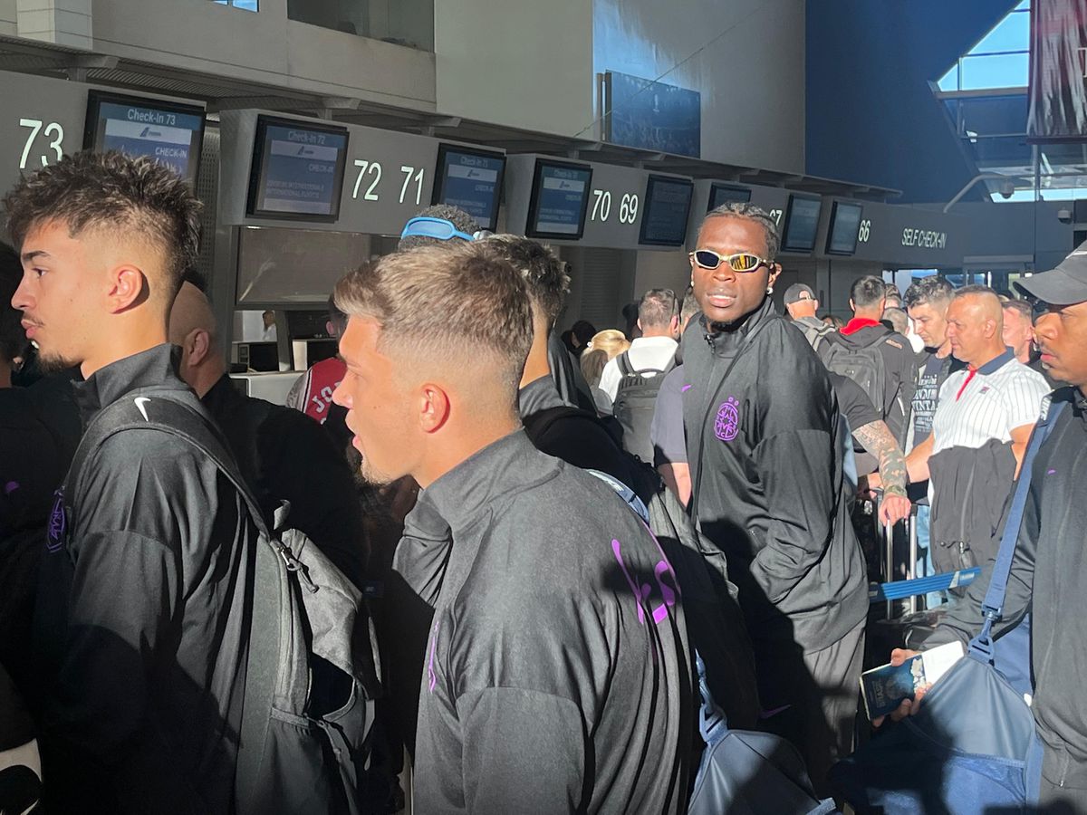 FCSB a plecat în cantonamentul din Olanda cu o ținută inedită » Cine a lipsit din lotul campioanei în afară de cei 4 care sunt convocați la Euro