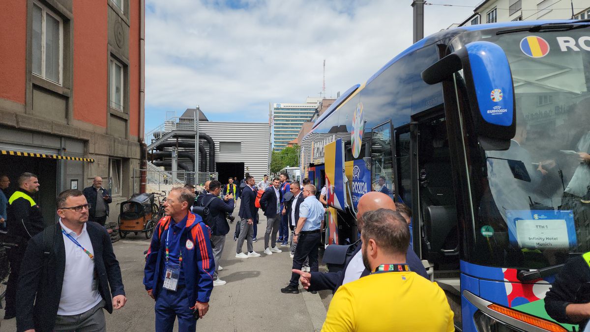 „Tricolorii” au descins în Munchen! Întâmpinați de zeci de români cu urale și cântece + Imagini elocvente cu Edi Iordănescu: apăsat și de ziua lui
