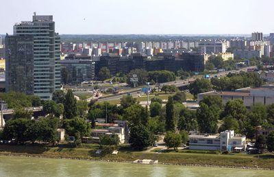 „Bronxul” Bratislavei, la zece minute de naționala U21 » „Orașul în oraș” s-a reinventat, trecând prin ocupația nazistă și industrializarea socialistă