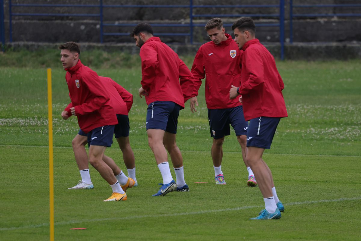 Antrenamentul ofical al echipei naţionale de tineret înaintea meciului cu Slovacia
