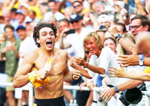 VIDEO Pe „cel mai frumos” stadion al lumii, fantasticul Armand Duplantis a doborât din nou recordul mondial la săritura cu prăjina: „Sunt în al 9-lea cer”