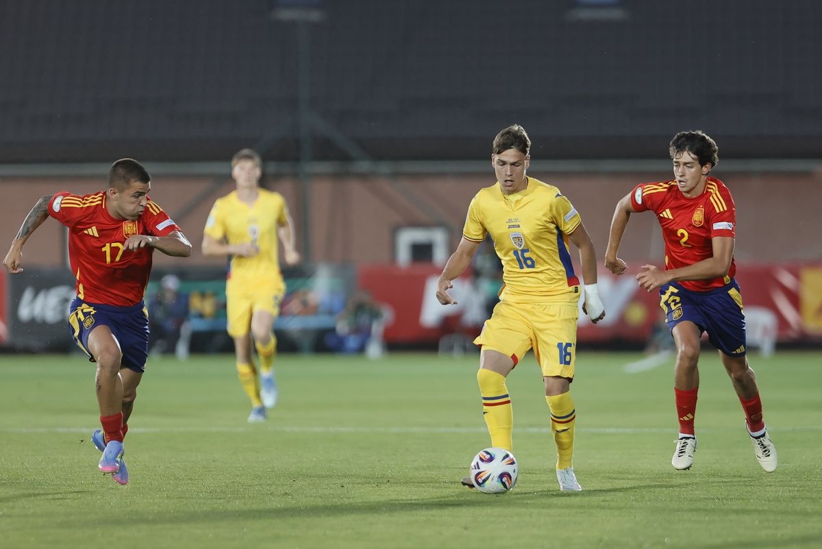 România U19 - Spania U19 1-3 » Noi cu ocaziile, ei cu golurile! „Tricolorii” U19 s-au înfundat în pragmatismul iberic
