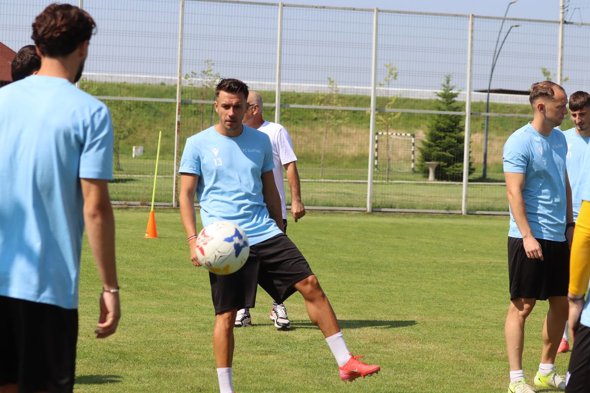 Claudiu Niculescu a sunat adunarea! CSM Slatina s-a reunit: lotul prezent, noutăți și absenți