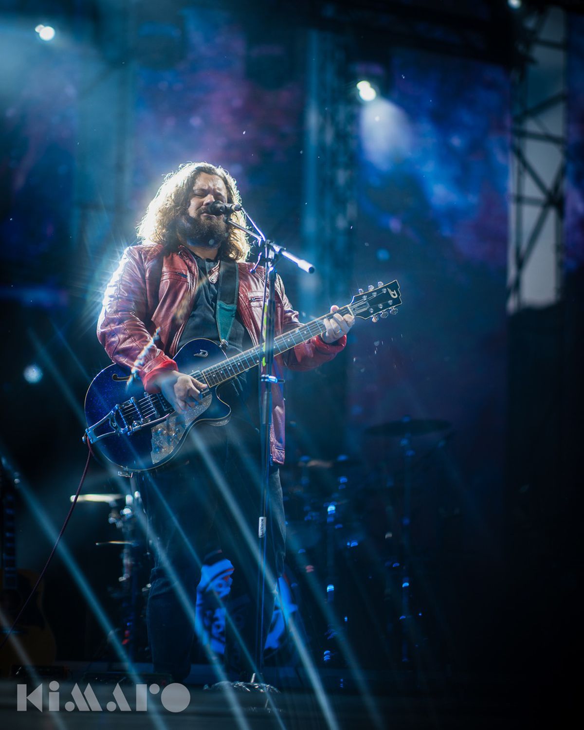 Cu 750 mp de ecrane, pe o scena de 60 metri, Festivalul KIMARO a început pe 13 iunie în Piața Constituției București!