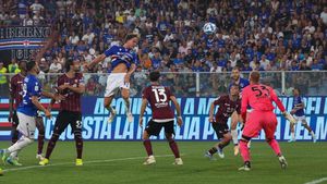 Necaz la Salernitana: 16 persoane, dintre care 8 fotbaliști, au ajuns la spital! » Au cerut amânarea returului barajului cu Sampdoria