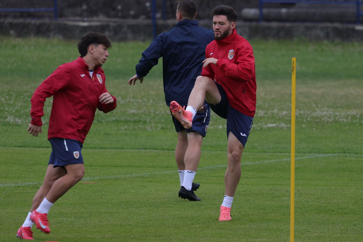 Antrenamentul ofical al echipei naţionale de tineret înaintea meciului cu Slovacia