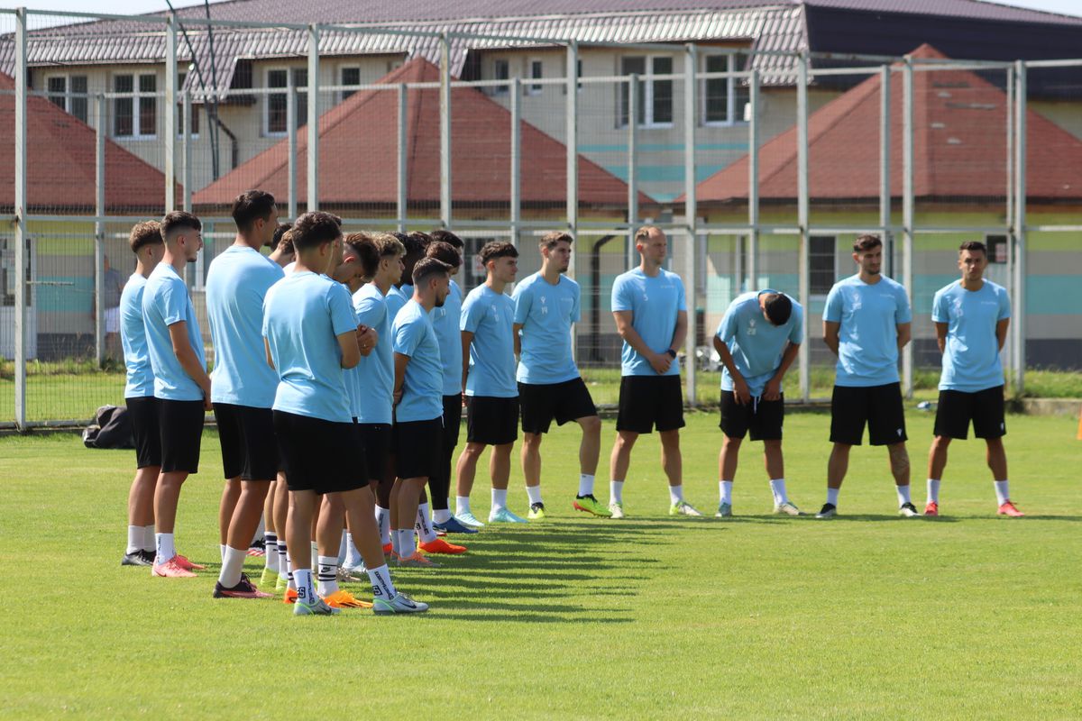 Claudiu Niculescu a sunat adunarea! CSM Slatina s-a reunit: lotul prezent, noutăți și absenți