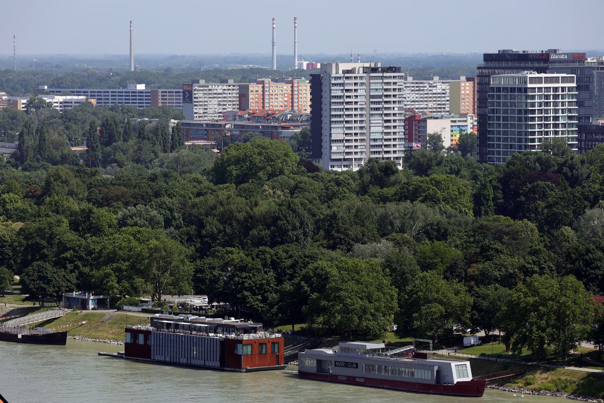 „Bronxul” Bratislavei, la zece minute de naționala U21 » „Orașul în oraș” s-a reinventat, trecând prin ocupația nazistă și industrializarea socialistă