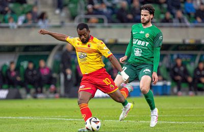 Două mutări dintr-un foc la Craiova! Au retrogradat și Rotaru i-a convins să semneze