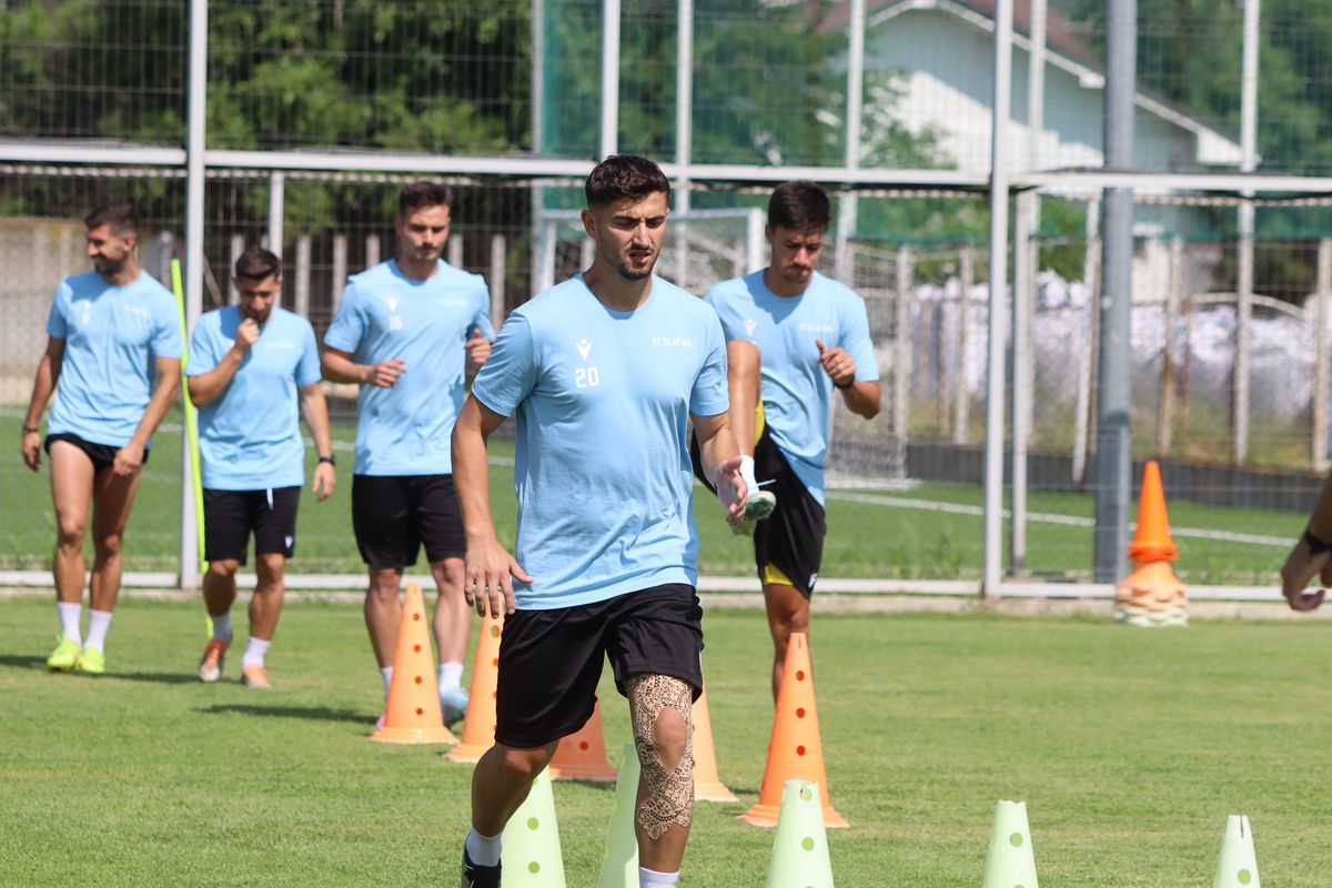 Claudiu Niculescu a sunat adunarea! CSM Slatina s-a reunit: lotul prezent, noutăți și absenți