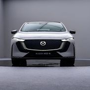 Mazda EZ-6 Sport // Foto: carscoops.com
