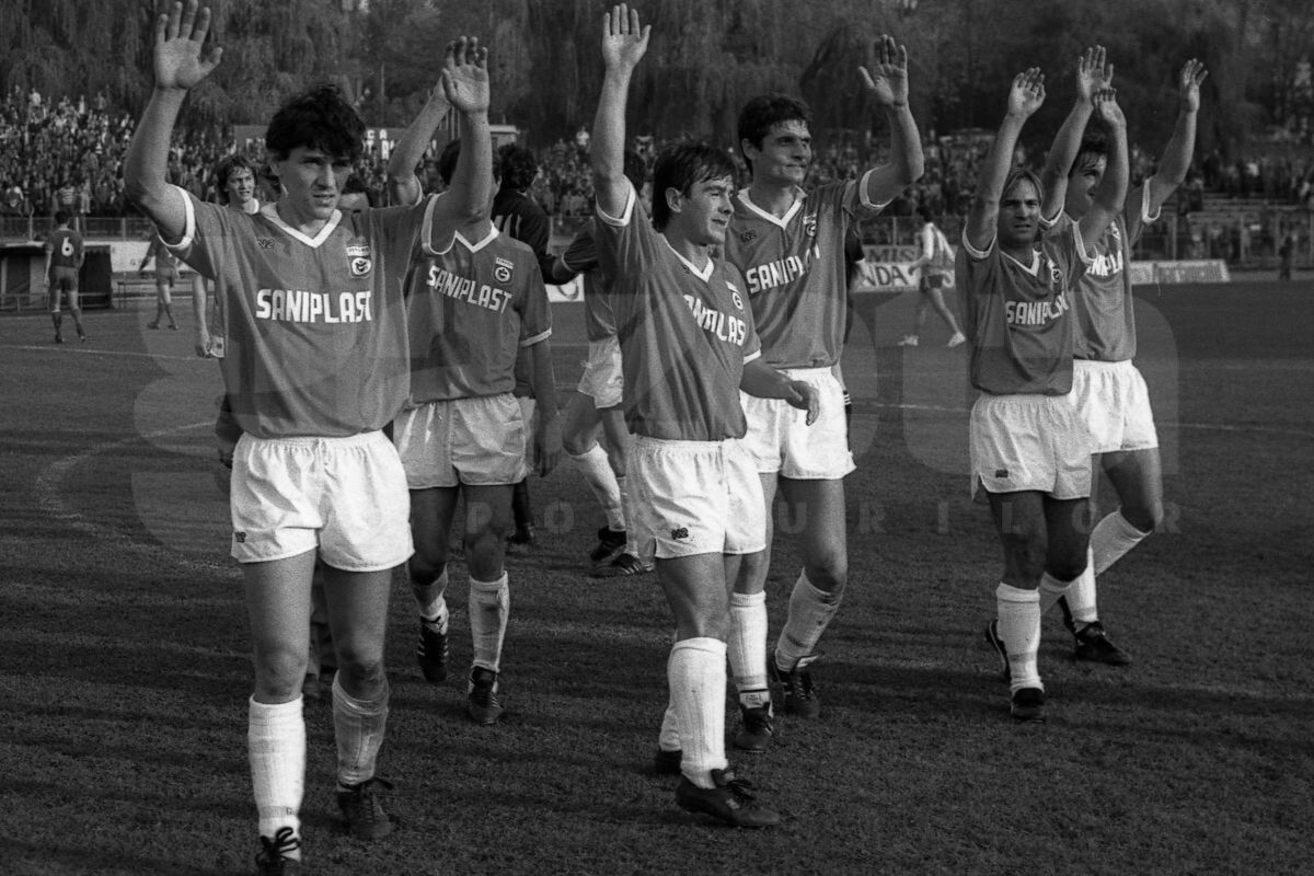 Dinamo, capodopera lui Il Luce: 1989-1990