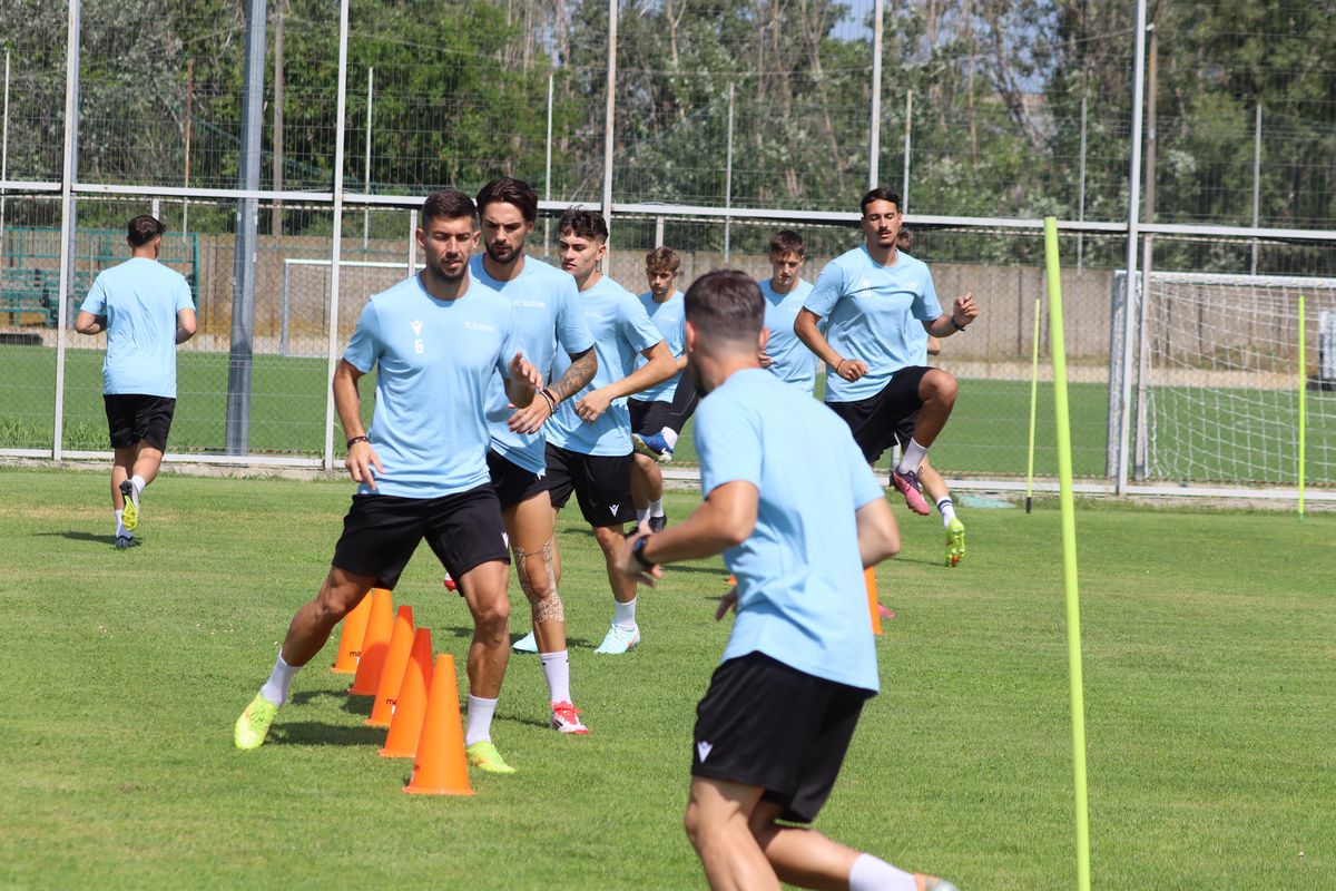 CSM Slatina s-a reunit / foto: Facebook