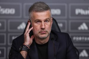 Sfaturile pe care jucătorul cu peste 200 de meciuri în campionatul Poloniei i le-a dat lui Edi Iordănescu