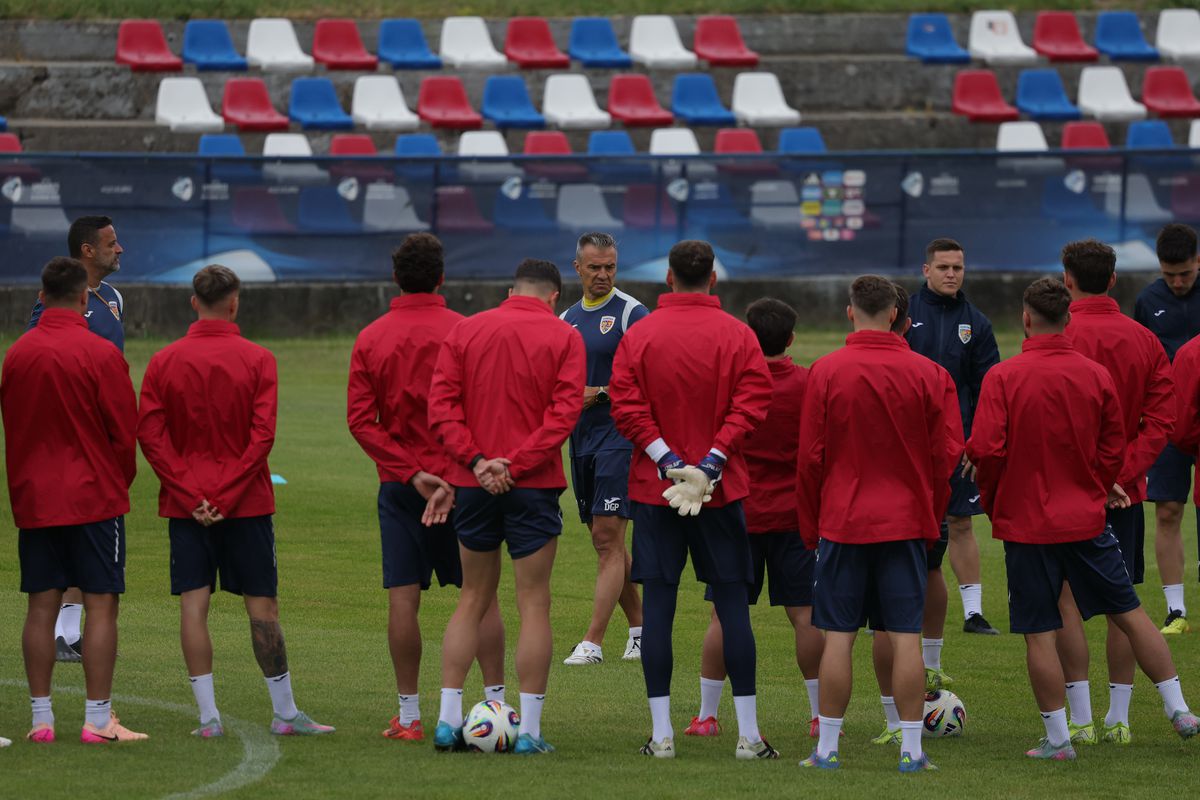 Antrenamentul ofical al echipei naţionale de tineret înaintea meciului cu Slovacia