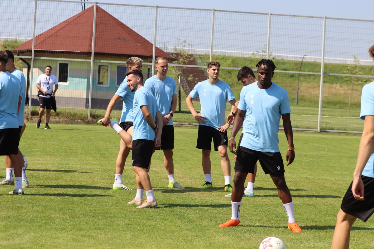 CSM Slatina s-a reunit / foto: Facebook