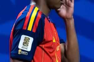 Le-ai văzut? Ce semnifică fiecare inserție specială de pe tricourile jucătorilor de la Campionatul Mondial
